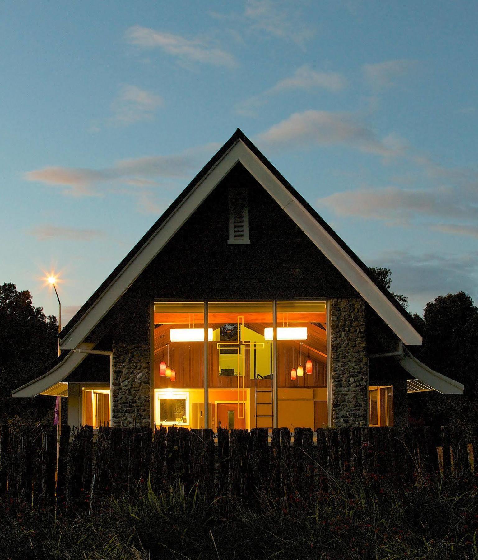 The Church At Fox 폭스빙하 외부 사진